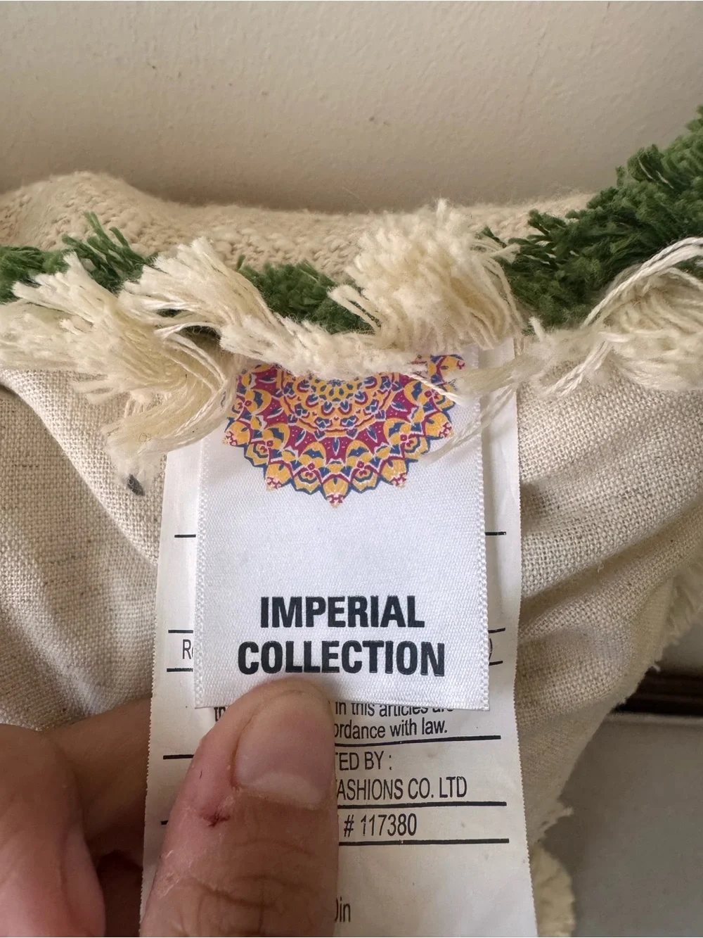 Imperial Collection 20x20 Throw Pillow Pinecones Berries Applique Fringe